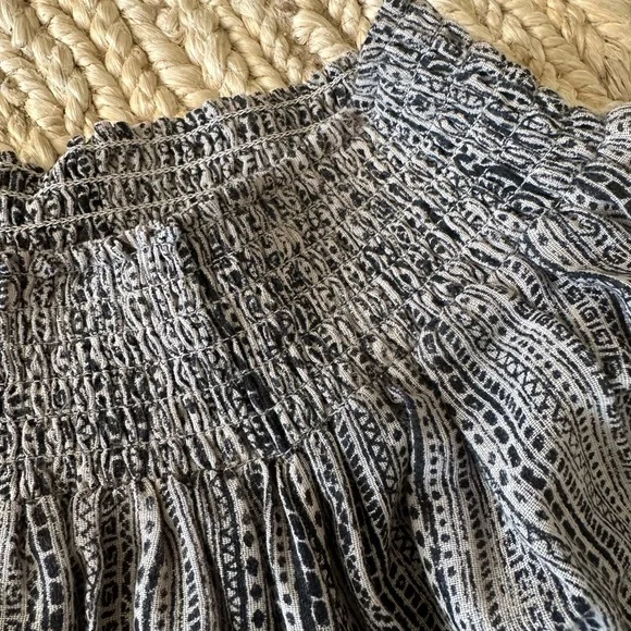 One Teaspoon Top - Picture 3 of 5